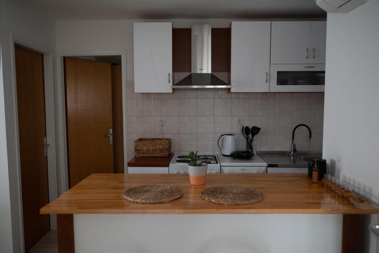 Apartman Milutin ヴーシ エクステリア 写真