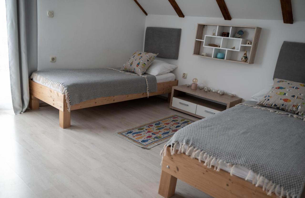 Apartman Milutin ヴーシ エクステリア 写真
